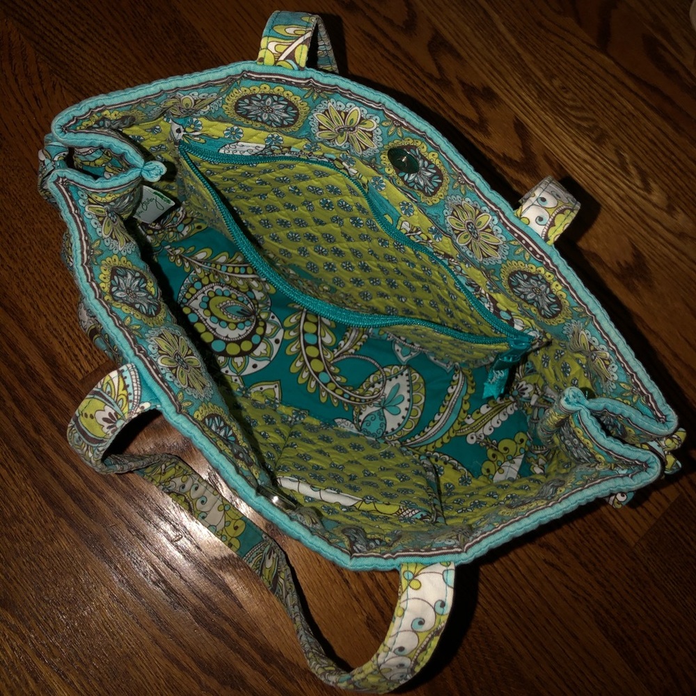 vera bradley bag - Picture 3 of 4